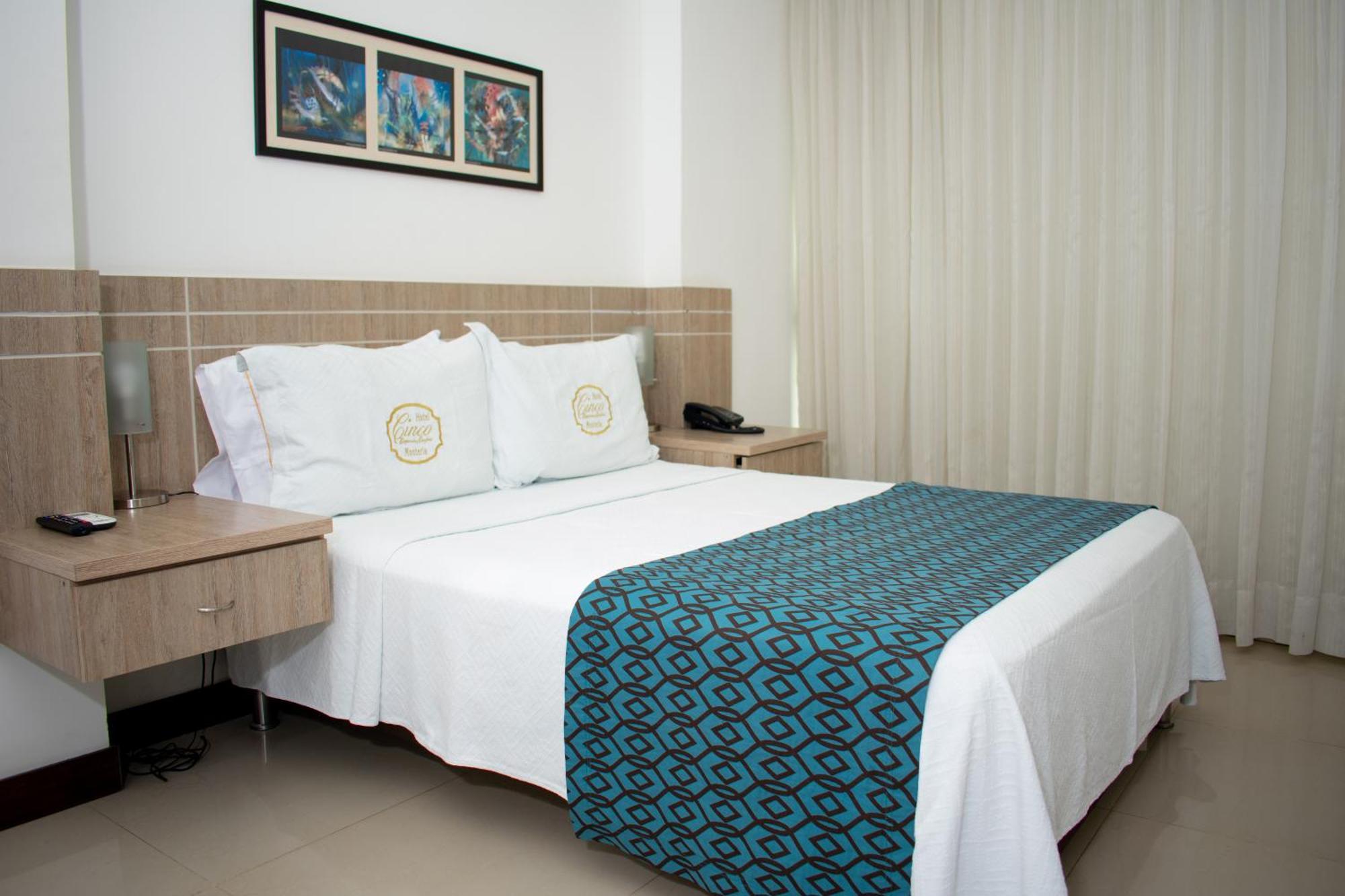 Hotel Cinco Montería Camera foto