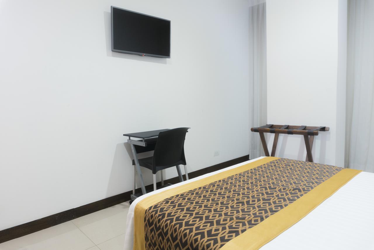 Hotel Cinco Montería Esterno foto
