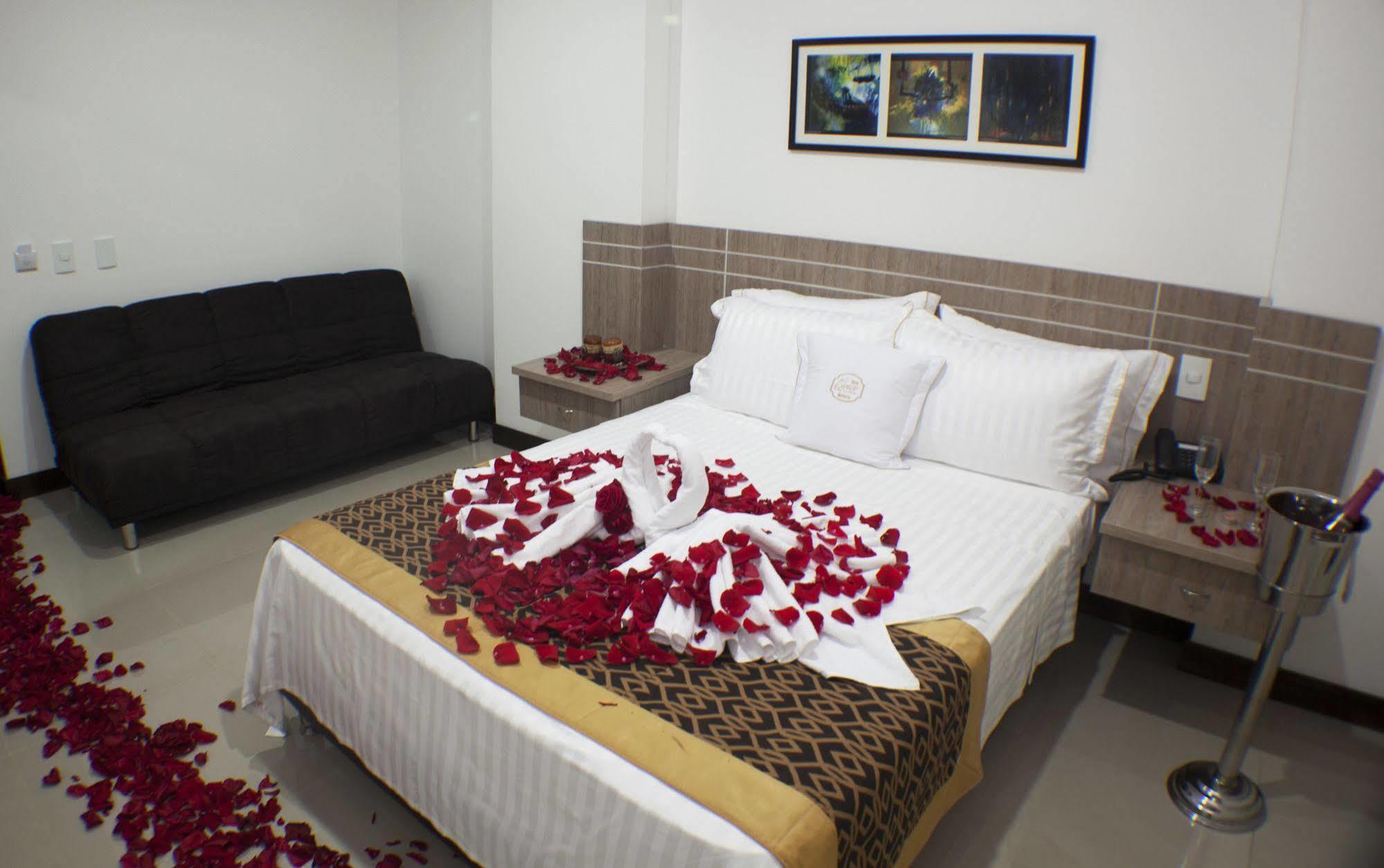 Hotel Cinco Montería Esterno foto